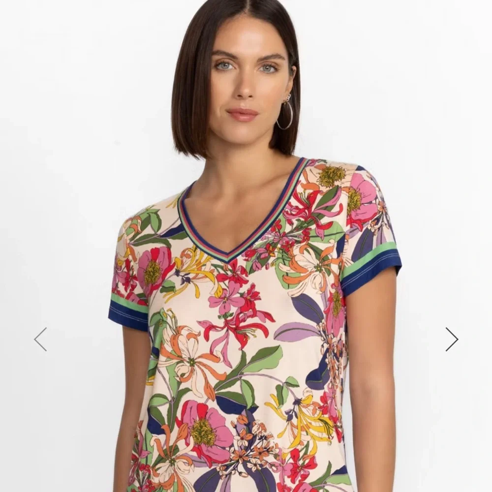 Johnny Was Janie Favorite short sleeve V-neck T. - Picture 5 of 8